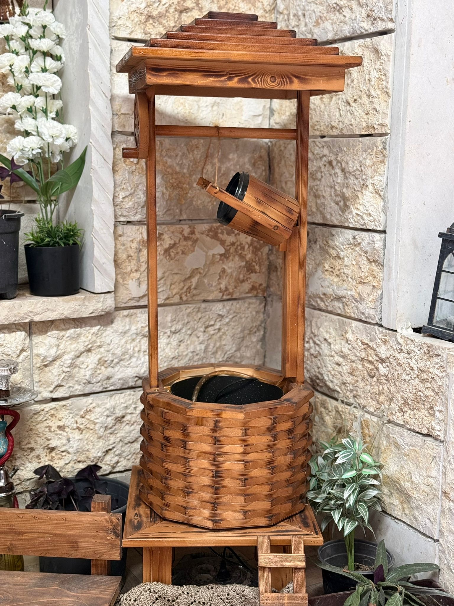 نافورة ماء خشبية (دائرية)
